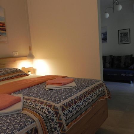 Apartments Katalenic Selce Eksteriør billede