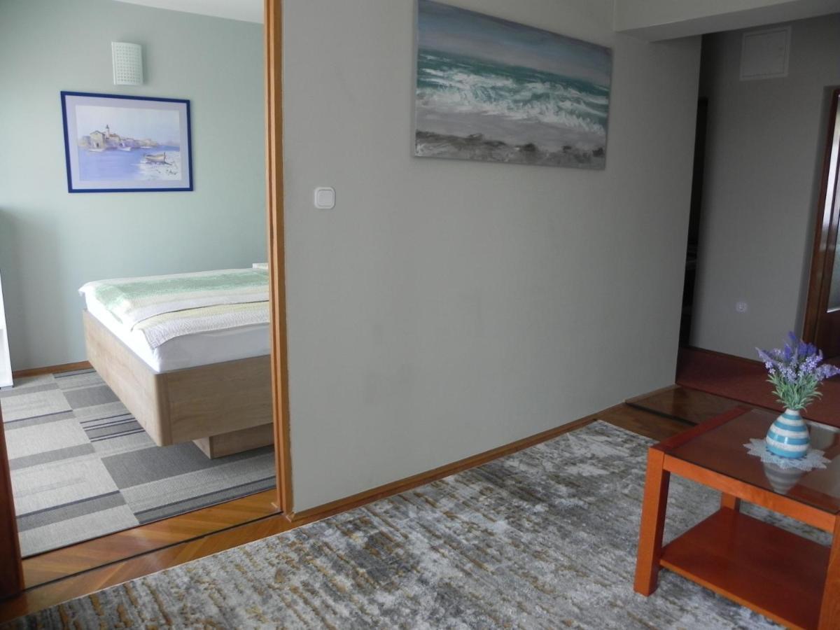 Apartments Katalenic Selce Eksteriør billede